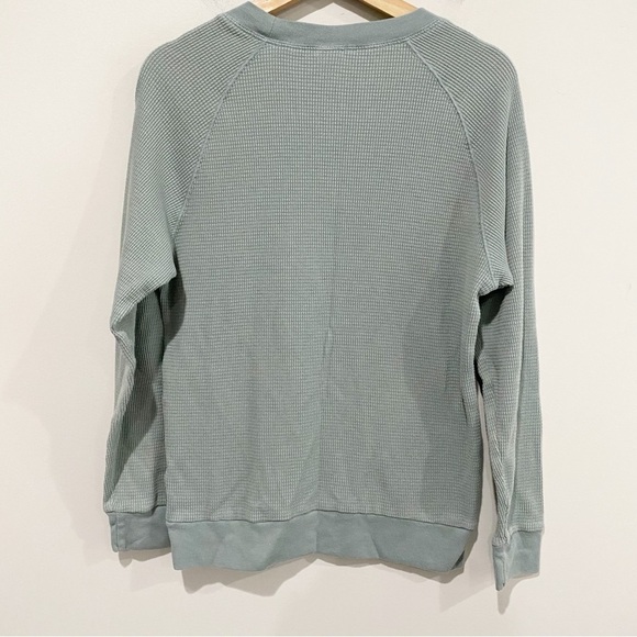 ARITZIA TNA Andrews Waffle
Thermal Long Sleeve Top Sage Green Comfort Size Small - Picture 5 of 9